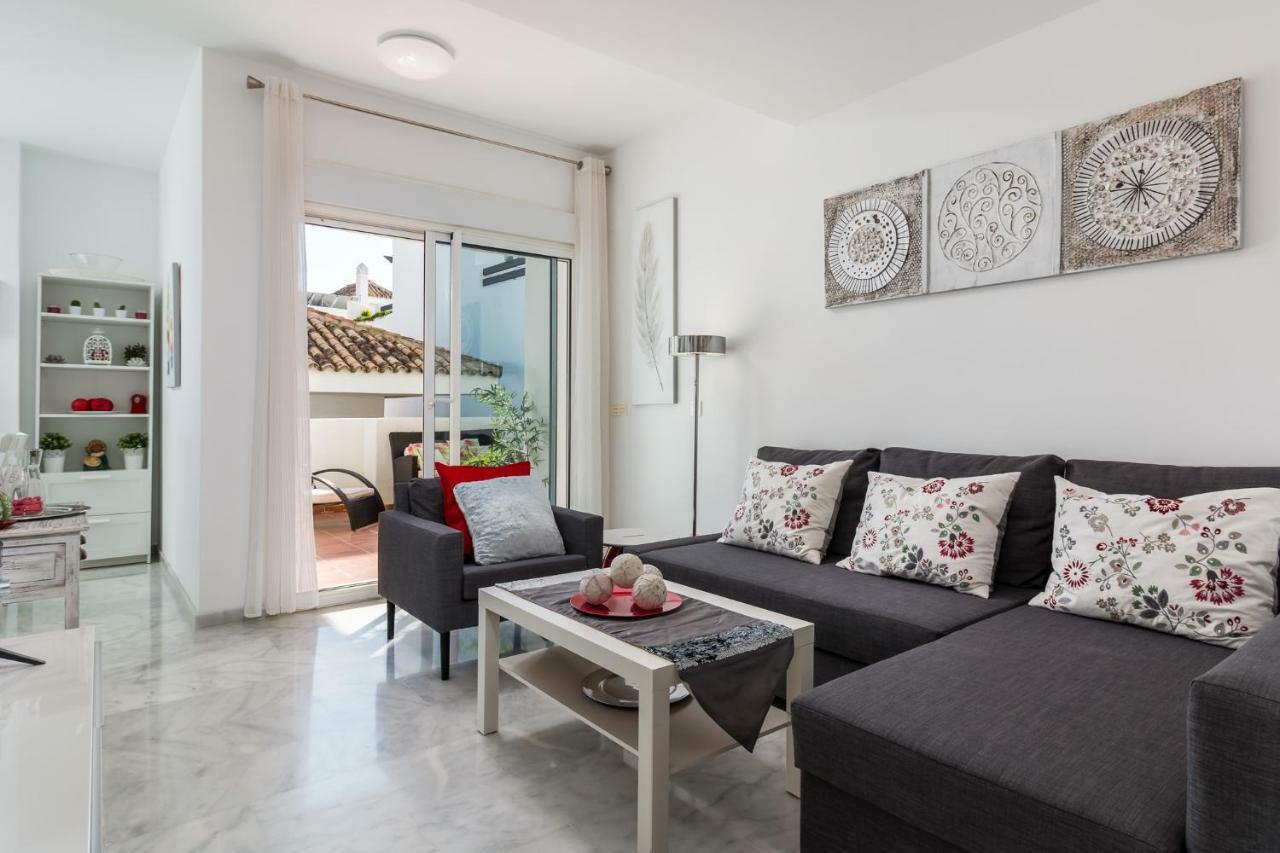 Valle Romano Golf Luxury Apartment Estepona Exterior photo